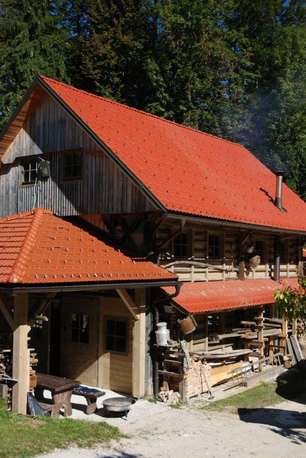 Hotel Estate Marjetin Dom Idrija Exterior foto